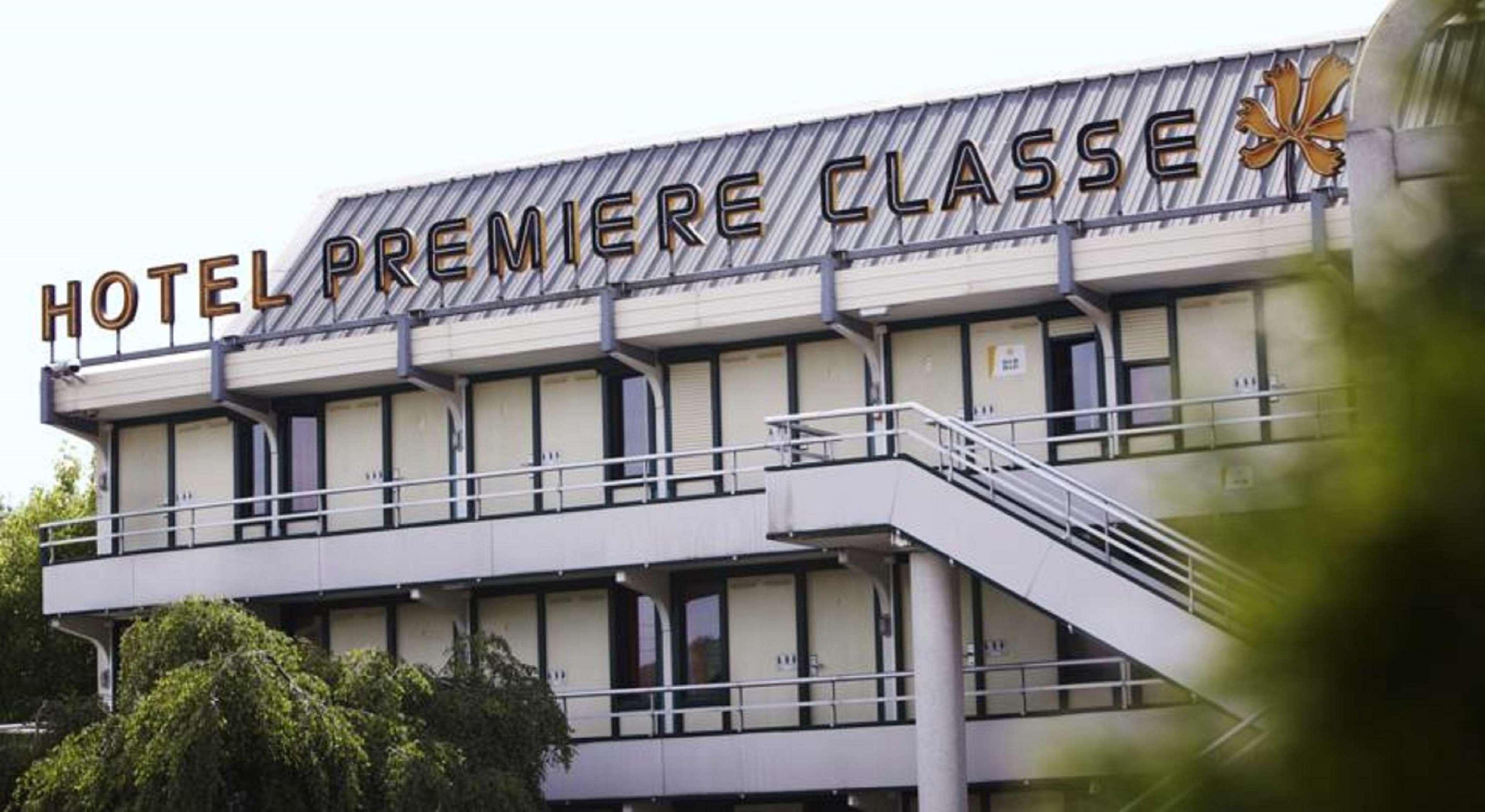 Kyriad Niort - La Creche Zewnętrze zdjęcie